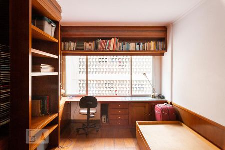 Apartamento à venda com 214m², 4 quartos e 1 vagaQuarto 2