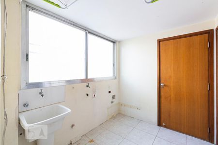 Apartamento à venda com 214m², 4 quartos e 1 vagaÁrea de Serviço