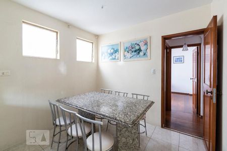 Apartamento à venda com 214m², 4 quartos e 1 vagaCozinha