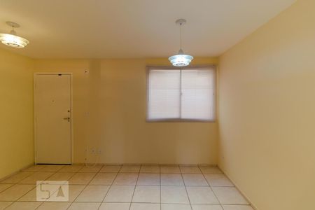 Sala de apartamento para alugar com 2 quartos, 60m² em Vila Industrial, Campinas