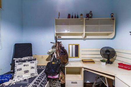 Casa à venda com 2000m², 5 quartos e 6 vagas Casa à venda com 2000m², 5 quartos e 6 vagasQuarto 2