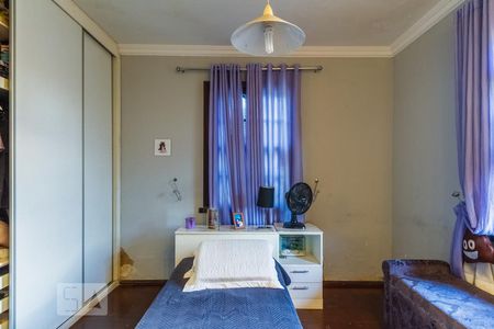 Casa à venda com 2000m², 5 quartos e 6 vagas Casa à venda com 2000m², 5 quartos e 6 vagasQuarto 3