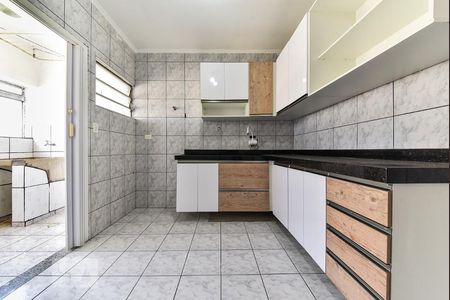 Apartamento à venda com 77m², 2 quartos e 2 vagasCozinha