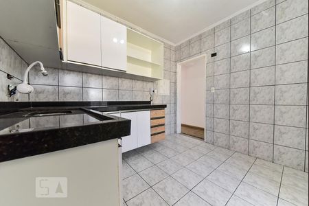 Apartamento à venda com 77m², 2 quartos e 2 vagasCozinha
