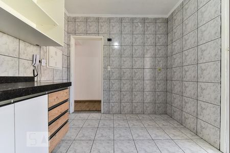 Apartamento à venda com 77m², 2 quartos e 2 vagasCozinha