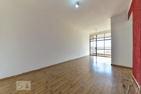 Apartamento à venda com 77m², 2 quartos e 2 vagasSala
