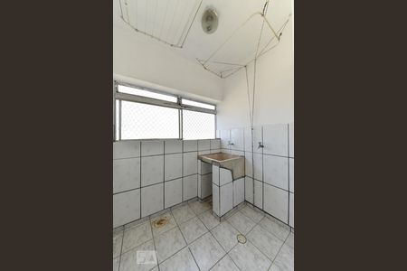 Apartamento à venda com 77m², 2 quartos e 2 vagasLavanderia