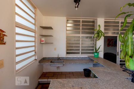 Casa para alugar com 620m², 4 quartos e 4 vagasÁrea Garagem