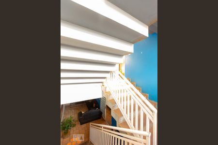 Casa para alugar com 620m², 4 quartos e 4 vagasEscada