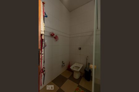 Casa para alugar com 620m², 4 quartos e 4 vagasBanheiro Suíte Master