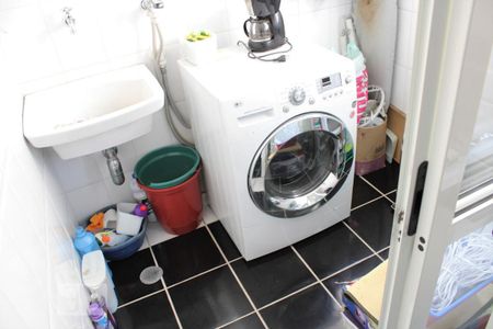 Apartamento para alugar com 70m², 2 quartos e 1 vagaÁrea de serviço