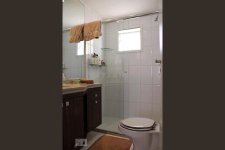 Apartamento para alugar com 70m², 2 quartos e 1 vagaBanheiro da suíte