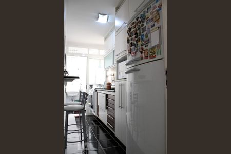 Apartamento para alugar com 70m², 2 quartos e 1 vagaCozinha
