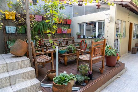 Casa à venda com 290m², 3 quartos e 3 vagas Casa à venda com 290m², 3 quartos e 3 vagasÁrea Externa