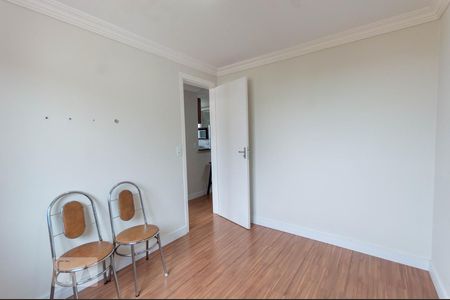 Quarto 2 de apartamento para alugar com 2 quartos, 47m² em Santo Antônio, São José dos Pinhais