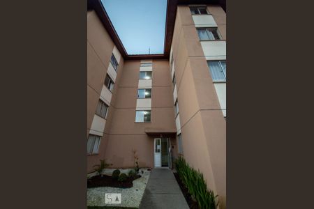 Apartamento para alugar com 47m², 2 quartos e 1 vaga Apartamento para alugar com 47m², 2 quartos e 1 vagaFachada