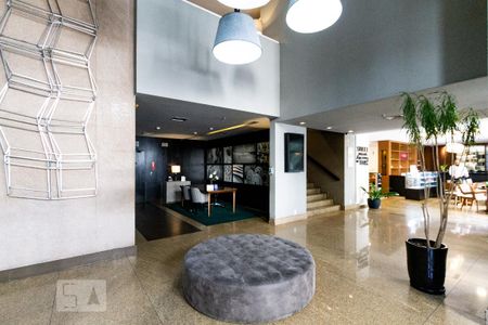 Studio à venda com 27m², 1 quarto e 1 vaga Studio à venda com 27m², 1 quarto e 1 vagaHall