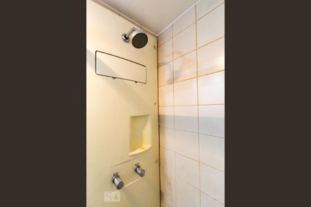 Studio à venda com 27m², 1 quarto e 1 vaga Studio à venda com 27m², 1 quarto e 1 vagaBanheiro
