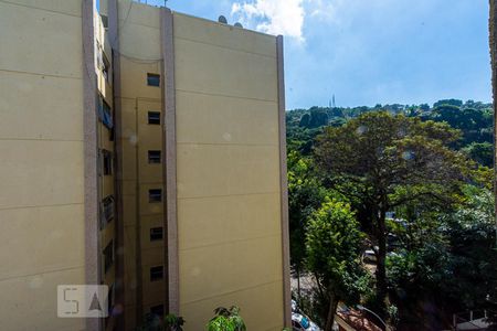 Vista da Sala de apartamento para alugar com 2 quartos, 57m² em Santa Rosa, Niterói