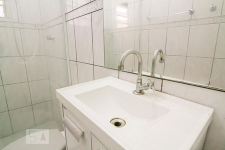 Casa para alugar com 40m², 1 quarto e sem vaga Casa para alugar com 40m², 1 quarto e sem vagaBanheiro