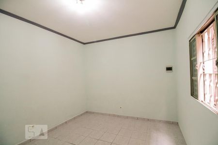 Quarto de casa para alugar com 1 quarto, 40m² em Vila Arapuã, São Paulo