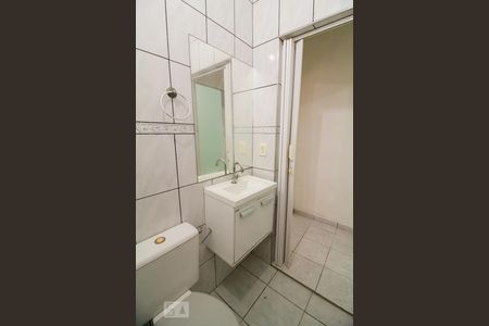 Casa para alugar com 40m², 1 quarto e sem vaga Casa para alugar com 40m², 1 quarto e sem vagaBanheiro