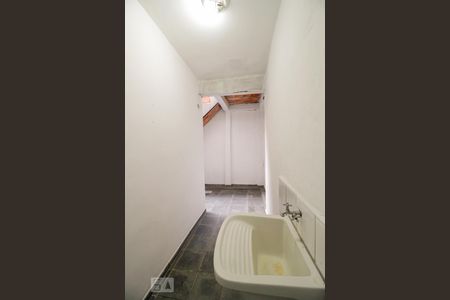 Casa para alugar com 40m², 1 quarto e sem vaga Casa para alugar com 40m², 1 quarto e sem vagaÁrea de Serviço