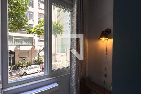 Quarto 1 de apartamento para alugar com 1 quarto, 40m² em Leme, Rio de Janeiro