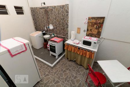 Casa à venda com 150m², 3 quartos e sem vaga Casa à venda com 150m², 3 quartos e sem vagaCozinha 2