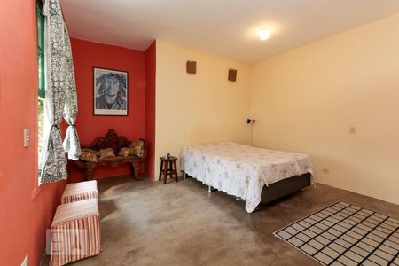 Casa à venda com 150m², 3 quartos e sem vaga Casa à venda com 150m², 3 quartos e sem vagaSuíte