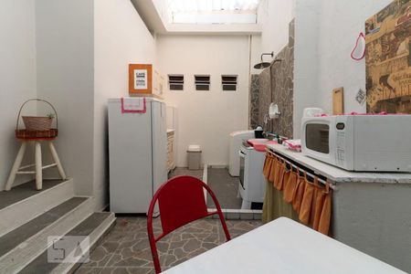 Casa à venda com 150m², 3 quartos e sem vaga Casa à venda com 150m², 3 quartos e sem vagaCozinha 2