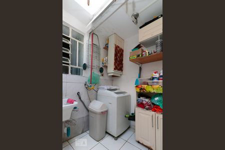 Casa à venda com 150m², 3 quartos e sem vaga Casa à venda com 150m², 3 quartos e sem vagaÁrea de serviço