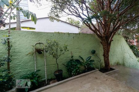 Casa à venda com 150m², 3 quartos e sem vaga Casa à venda com 150m², 3 quartos e sem vagaCorredor