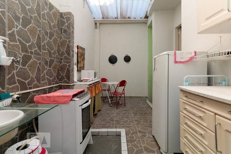 Casa à venda com 150m², 3 quartos e sem vaga Casa à venda com 150m², 3 quartos e sem vagaCozinha 2