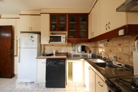 Apartamento para alugar com 133m², 4 quartos e 2 vagasCozinha