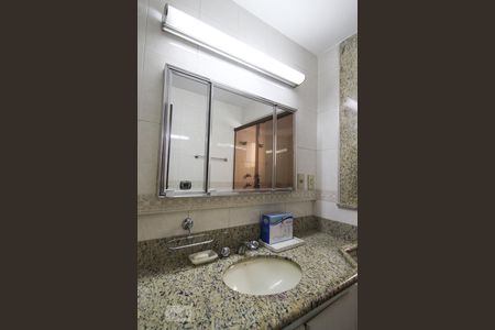 Apartamento para alugar com 133m², 4 quartos e 2 vagasBanheiro da Suíte 2