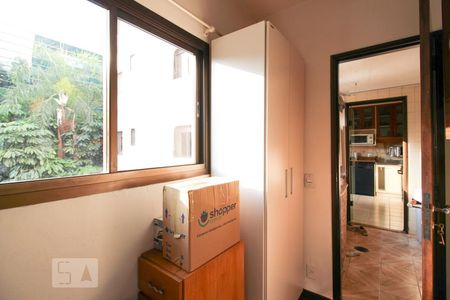 Apartamento para alugar com 133m², 4 quartos e 2 vagasQuarto de Serviço