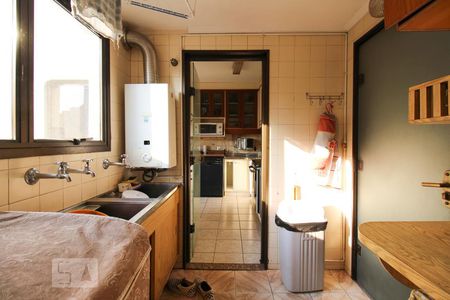 Apartamento para alugar com 133m², 4 quartos e 2 vagasÁrea de Serviço 