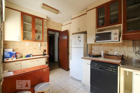 Apartamento para alugar com 133m², 4 quartos e 2 vagasCozinha