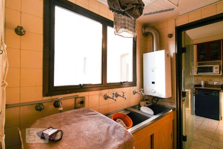 Apartamento para alugar com 133m², 4 quartos e 2 vagasÁrea de Serviço 