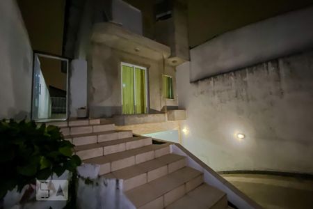 Casa à venda com 120m², 3 quartos e 5 vagasArea Comun