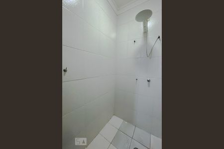 Casa à venda com 120m², 3 quartos e 5 vagasBanheiro da Suite 2