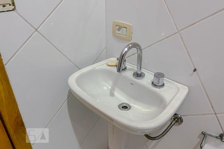 Casa à venda com 120m², 3 quartos e 5 vagasDetalhe Banheiro da Suite