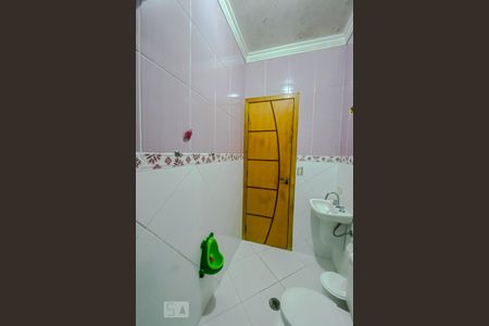 Casa à venda com 120m², 3 quartos e 5 vagasBanheiro da Suite