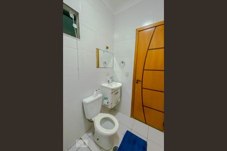 Casa à venda com 120m², 3 quartos e 5 vagasBanheiro da Suite 2