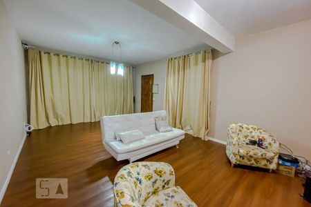Sala de casa à venda com 3 quartos, 120m² em Vila Prudente, São Paulo