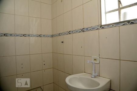 Casa à venda com 132m², 3 quartos e 1 vagaBanheiro