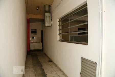 Casa à venda com 132m², 3 quartos e 1 vagaCorredor