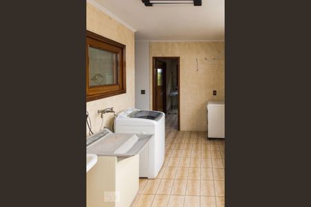 Apartamento à venda com 380m², 4 quartos e 4 vagas Apartamento à venda com 380m², 4 quartos e 4 vagasÁrea de Serviço