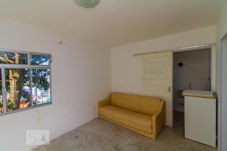 Sala/Cozinha de casa para alugar com 2 quartos, 40m² em Praia Comprida, São José
